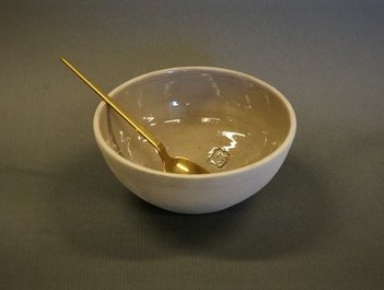 Dorte Visby keramik, lille skål i lertøj, grå
