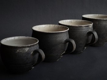 Dorte Visby keramik, rillekop hvidglaseret raku